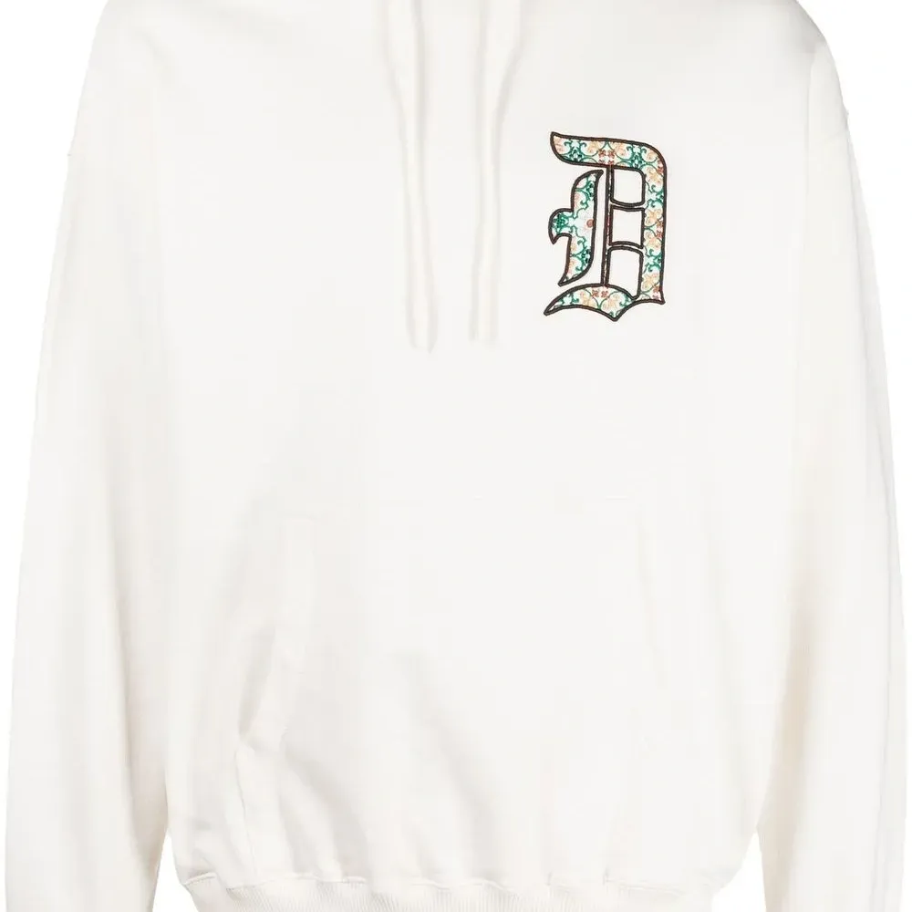 Худи с вышитым логотипом