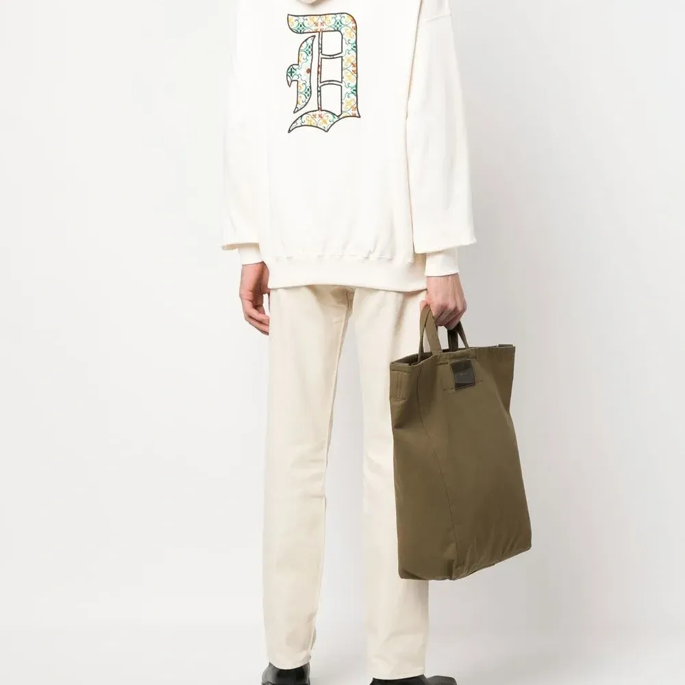 Худи с вышитым логотипом