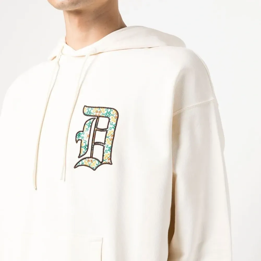 Худи с вышитым логотипом