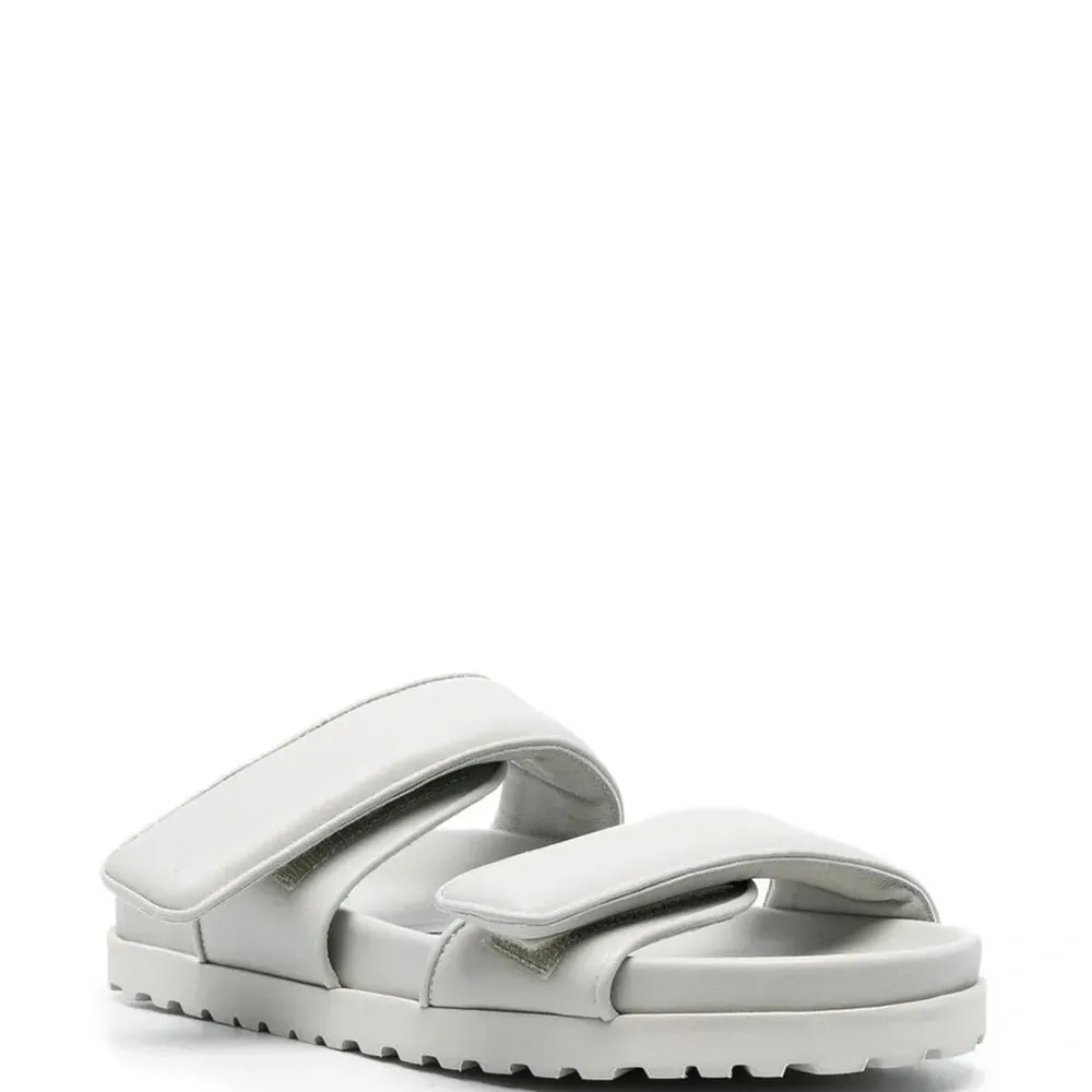 Шлепанцы Perni 11 с ремешками