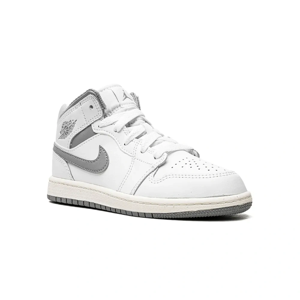 Кроссовки Jordan 1 Mid