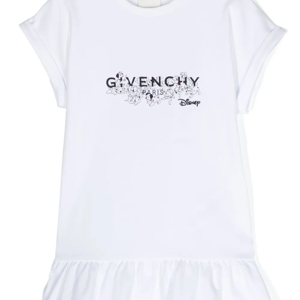 Платье-футболка с оборками и логотипом