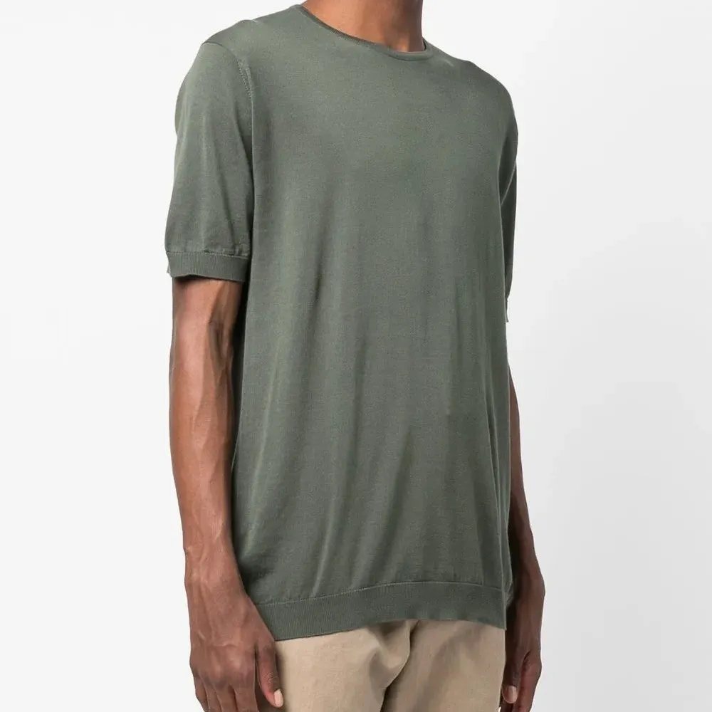 Футболка с круглым вырезом