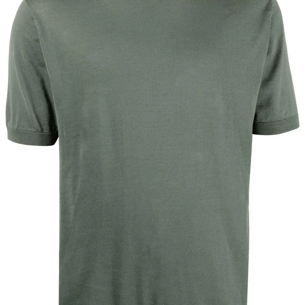 Футболка с круглым вырезом