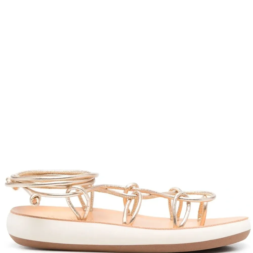 Сандалии со шнуровкой