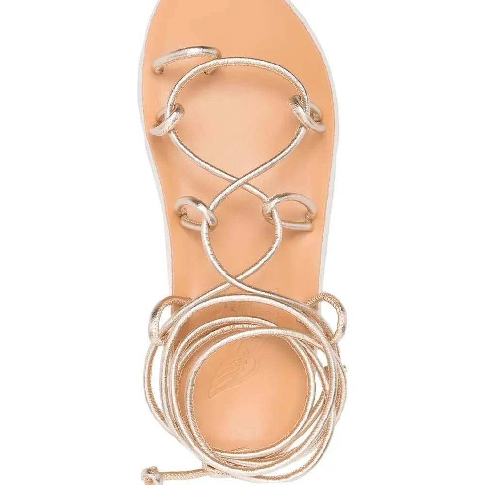 Сандалии со шнуровкой