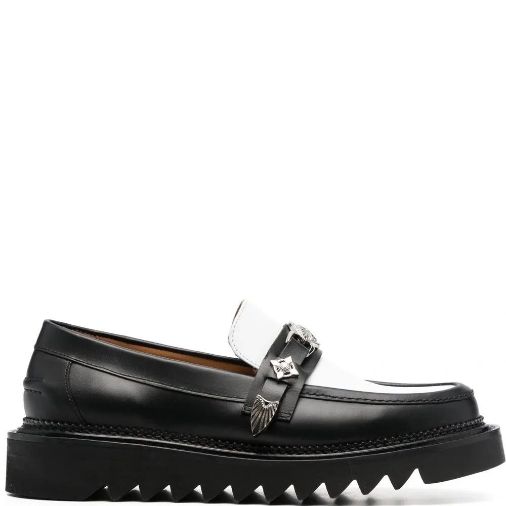 Лоферы с пряжкой