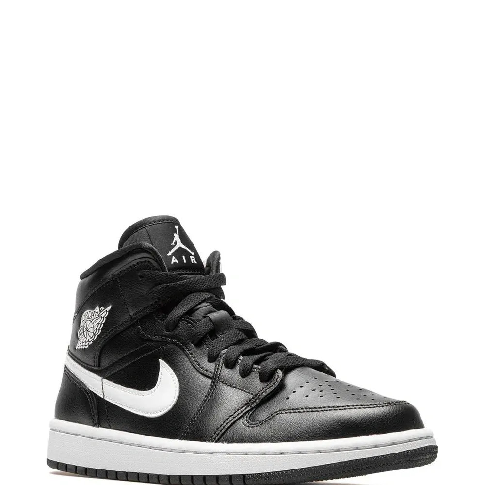 Кроссовки Air Jordan 1 Mid