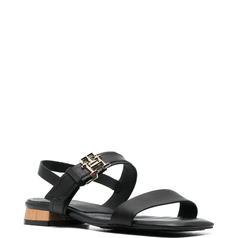 Сандалии с логотипом