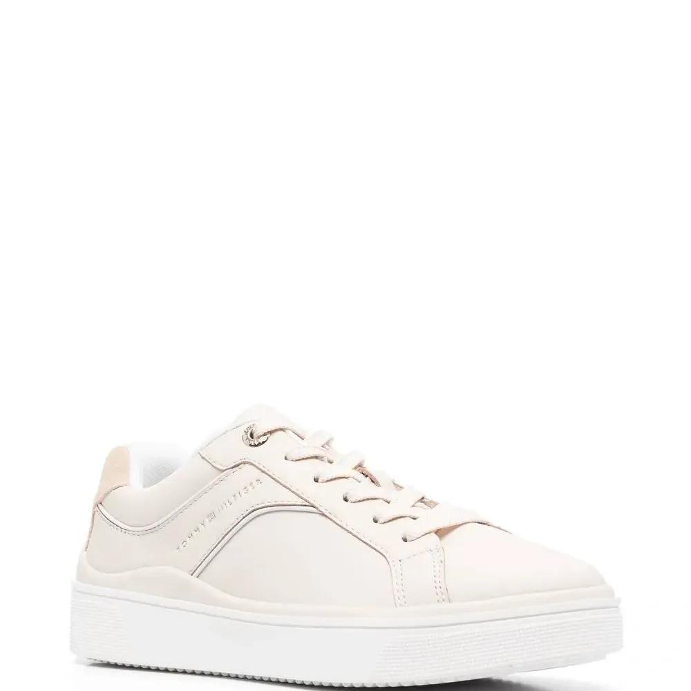 Кроссовки с закругленным носком