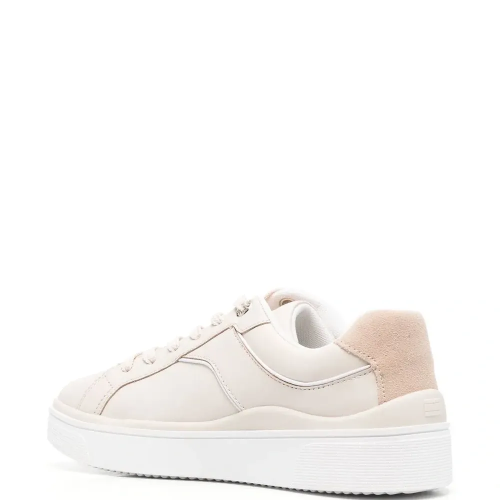 Кроссовки с закругленным носком