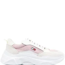 Кроссовки на шнуровке