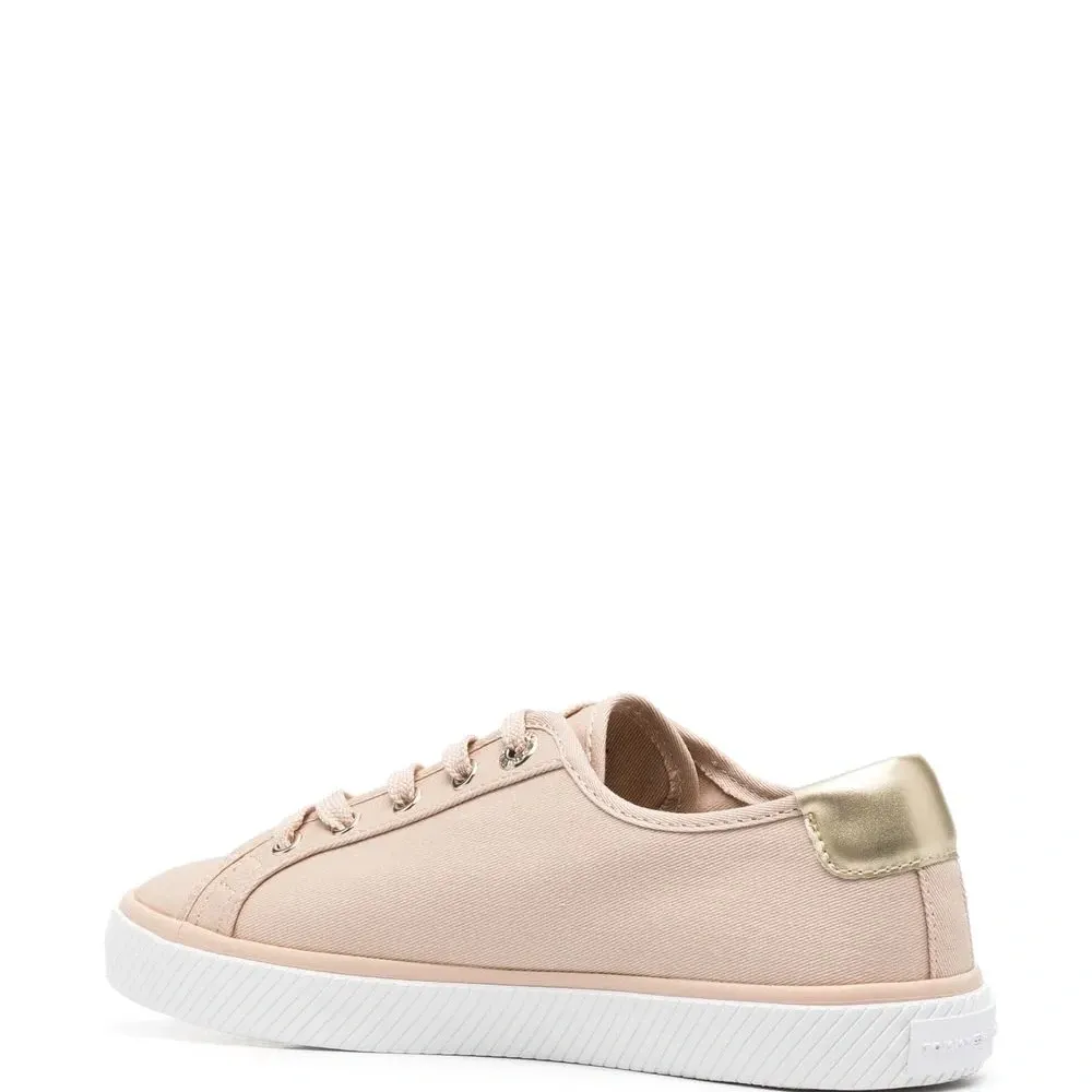 Кеды на шнуровке