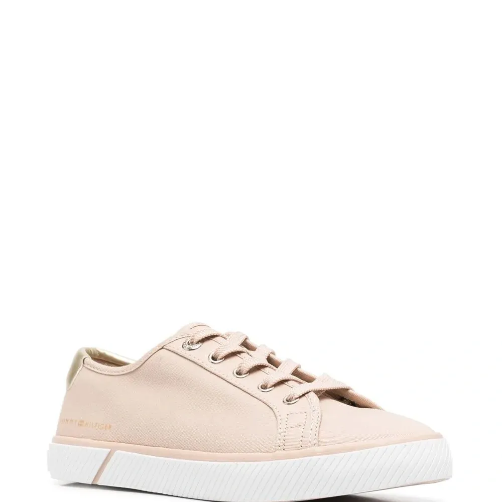 Кеды на шнуровке