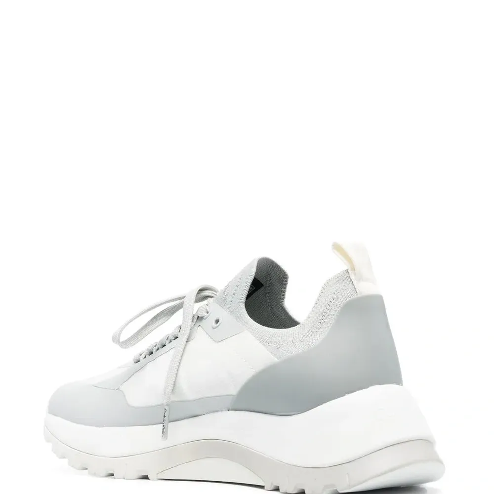 Кроссовки со вставками