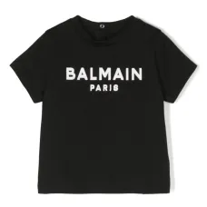 Футболка с логотипом