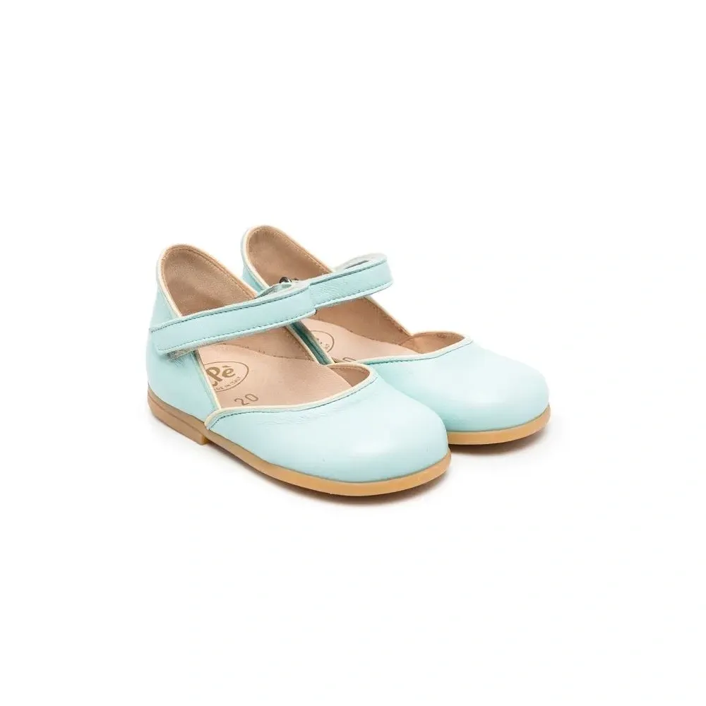 Сандалии на липучках