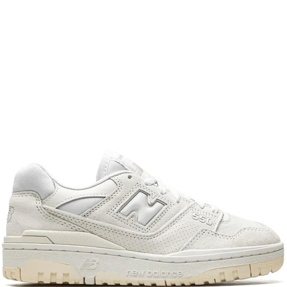 Кроссовки 550