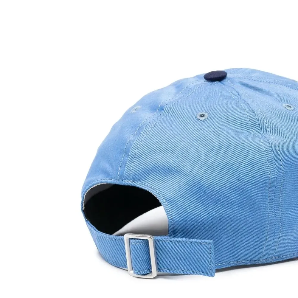 Бейсболка с нашивкой-логотипом