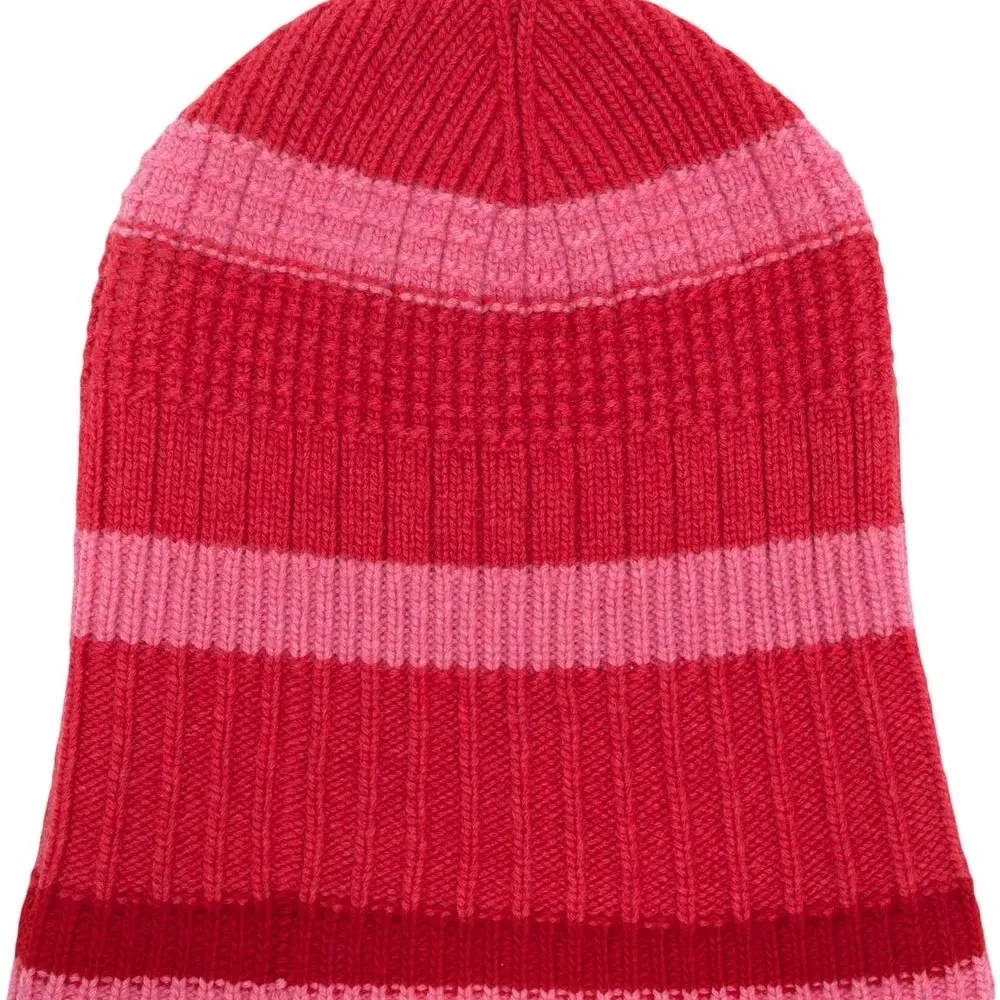 Шапка бини в полоску