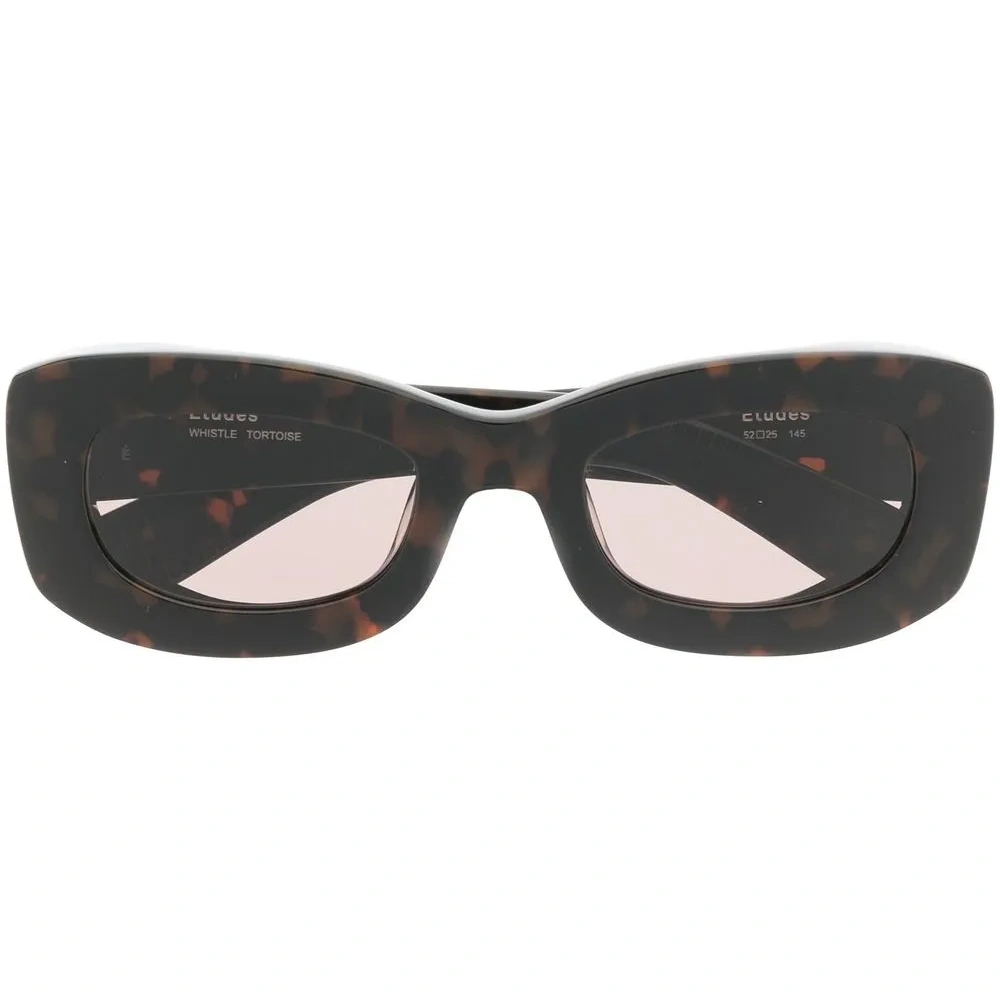 Солнцезащитные очки черепаховой расцветки