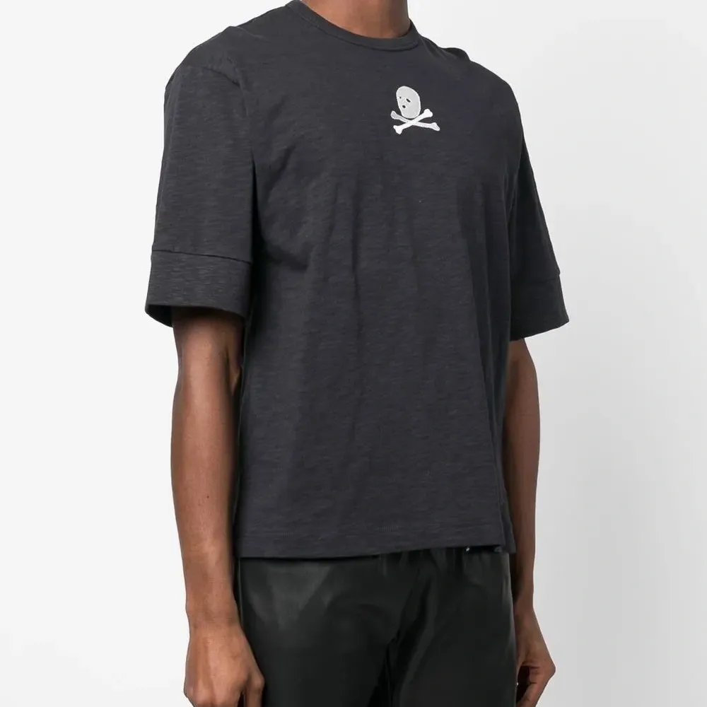 Футболка с логотипом