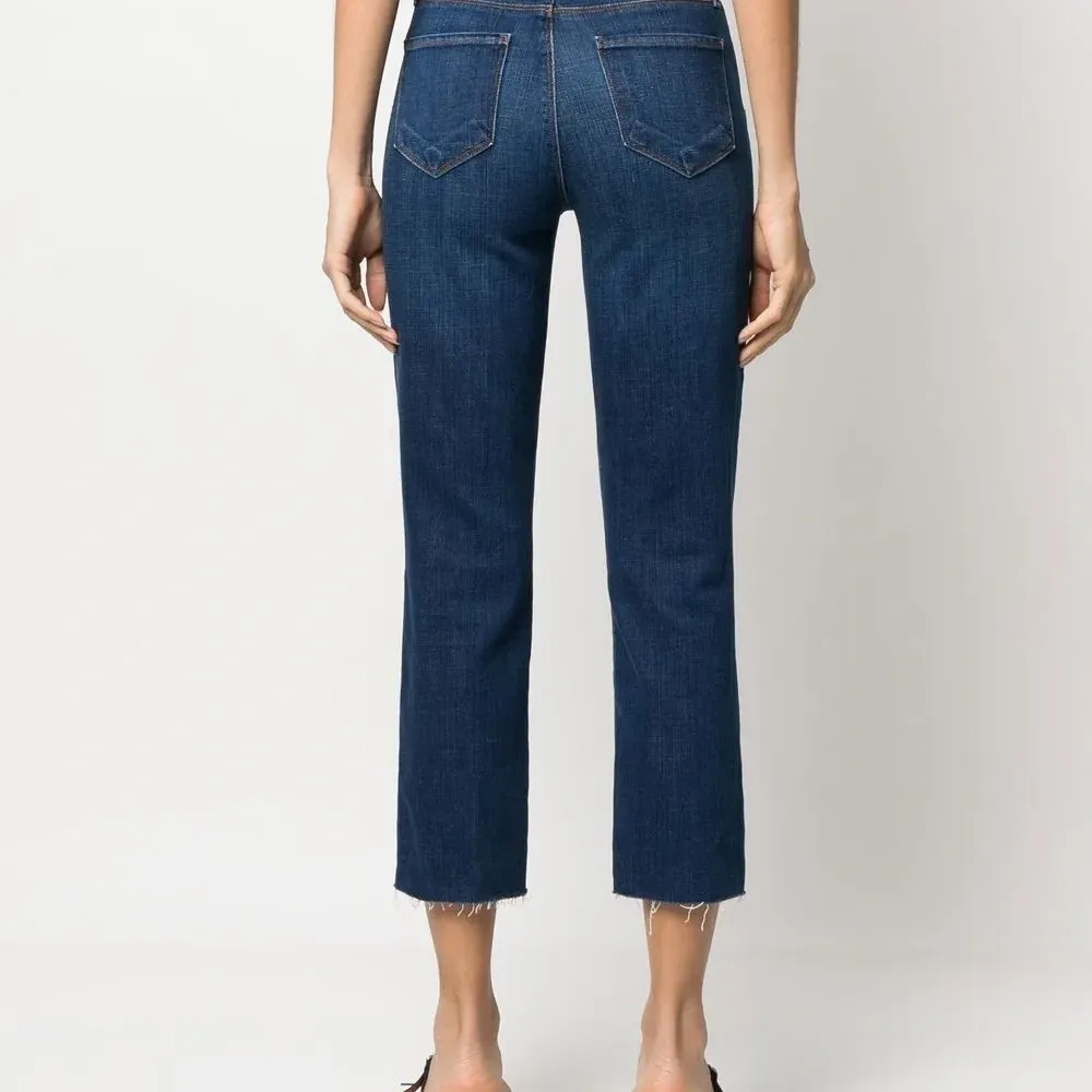 Прямые джинсы с завышенной талией