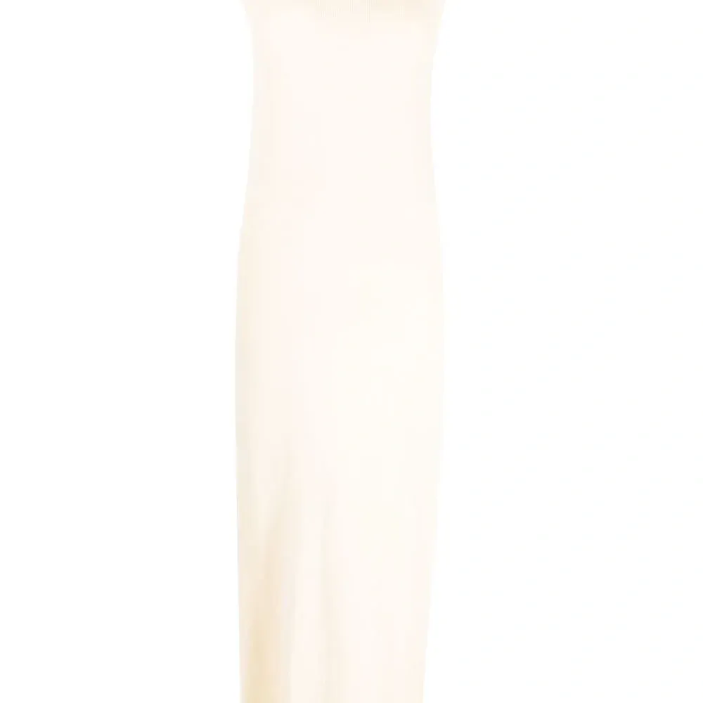 Трикотажное платье без рукавов