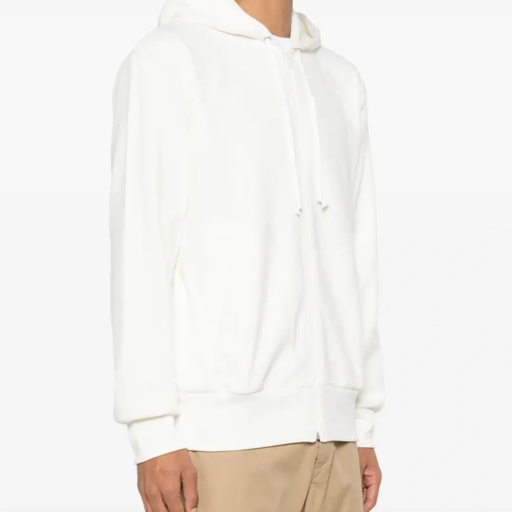 Худи из коллаборации с the Artist Invader Худи из коллаборации с the Artist Invader