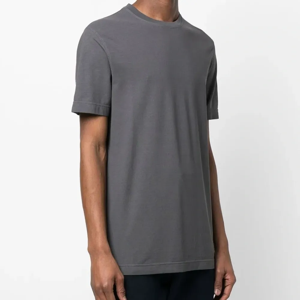 Футболка с круглым вырезом