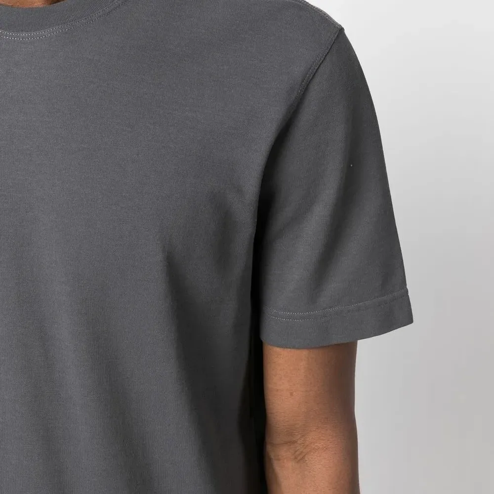 Футболка с круглым вырезом