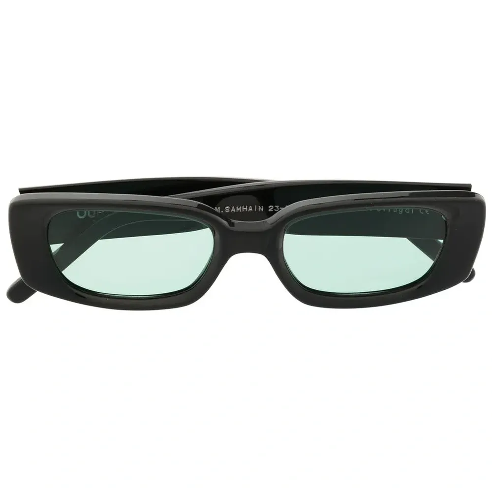 Очки в узкой круглой оправе