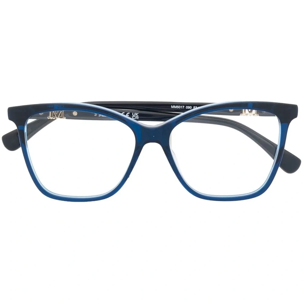 Очки в квадратной оправе