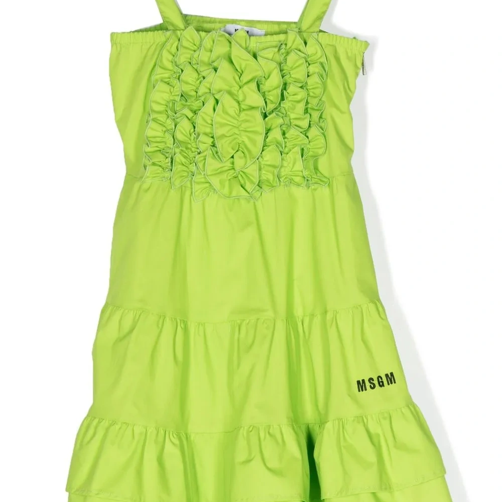 Платье с оборками