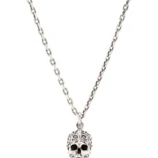 Skull pendant necklace