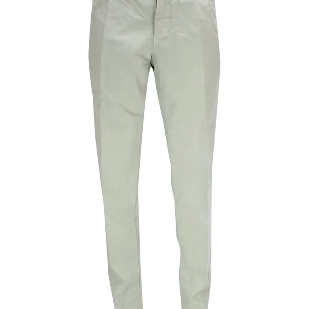 Брюки на пуговицах