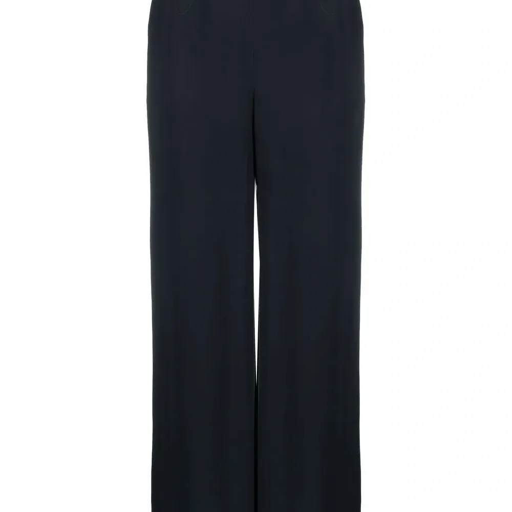 Брюки с пуговицами