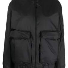 Пуховик с накладными карманами