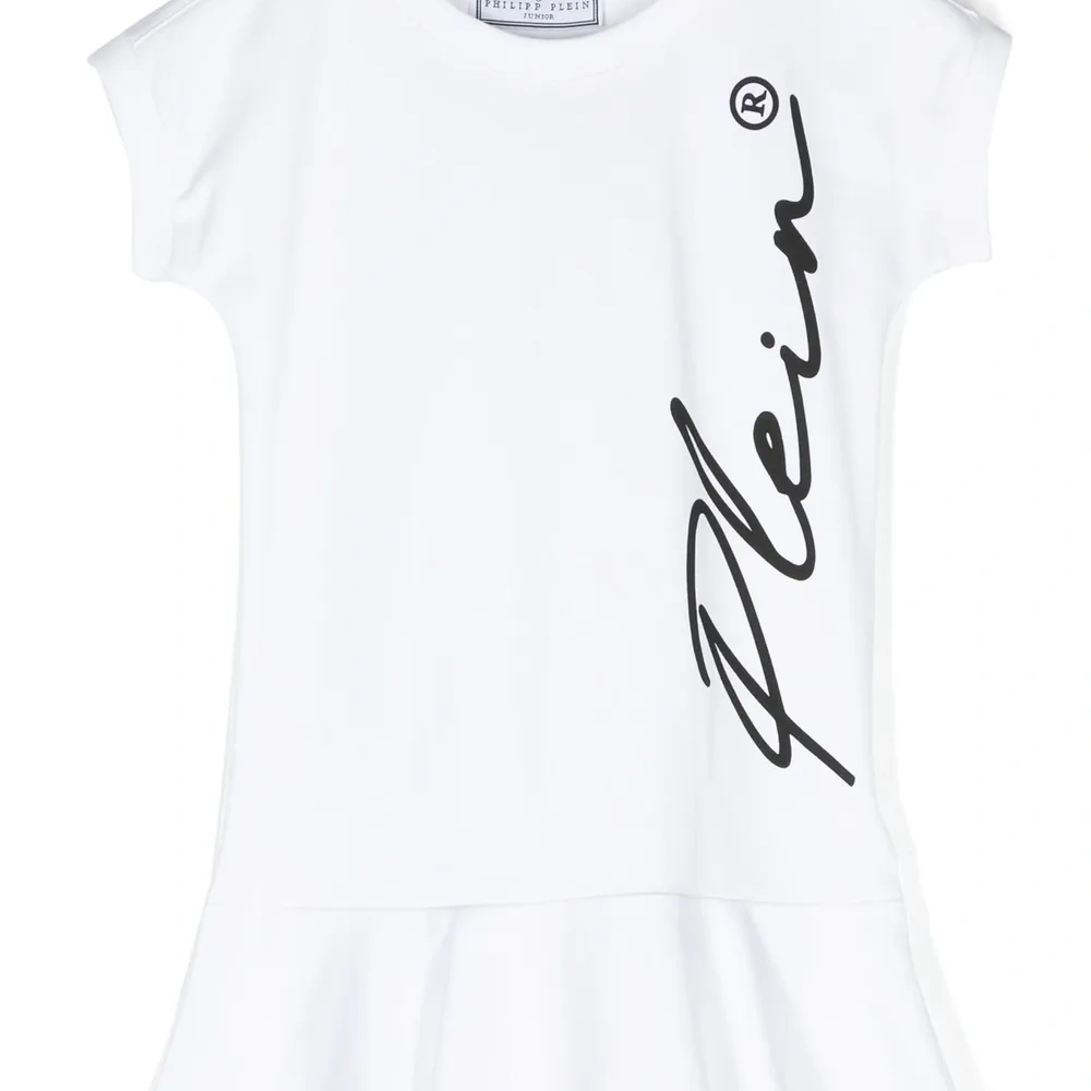 Платье с короткими рукавами и логотипом