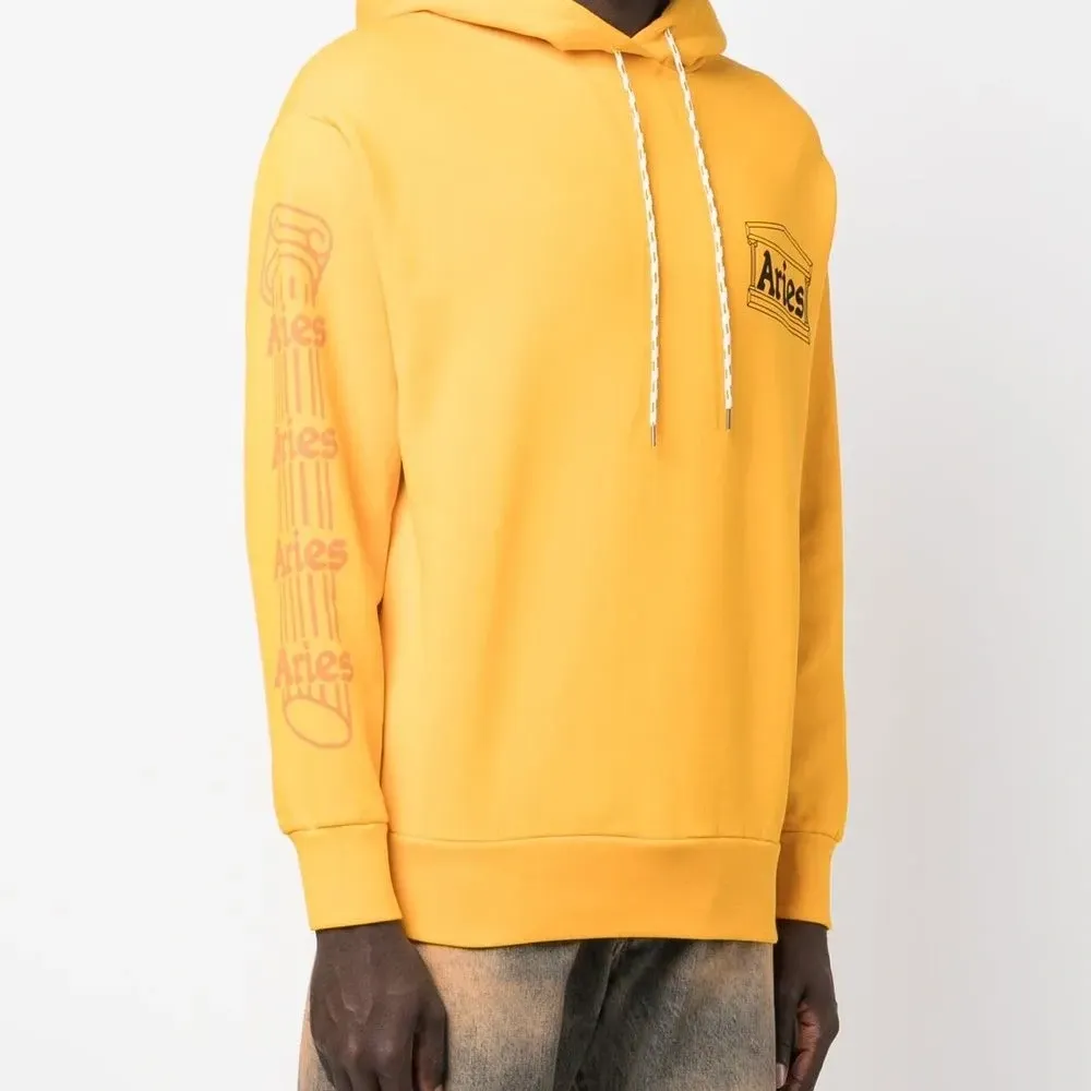 Худи с вышитым логотипом