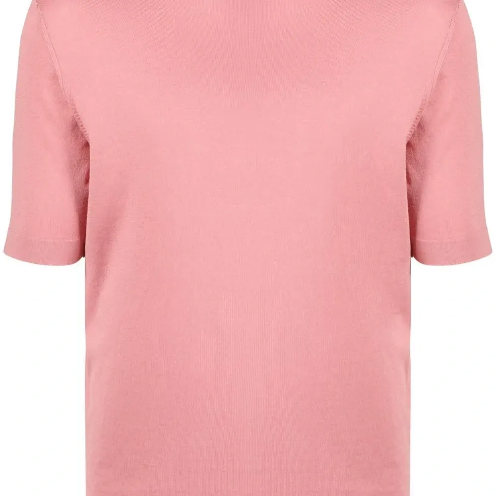 Футболка с круглым вырезом