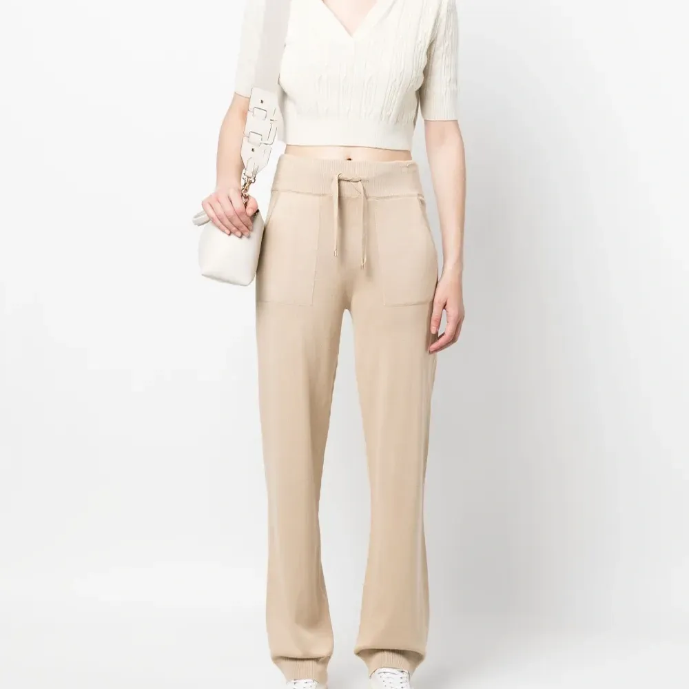 Брюки тонкой вязки с кулиской