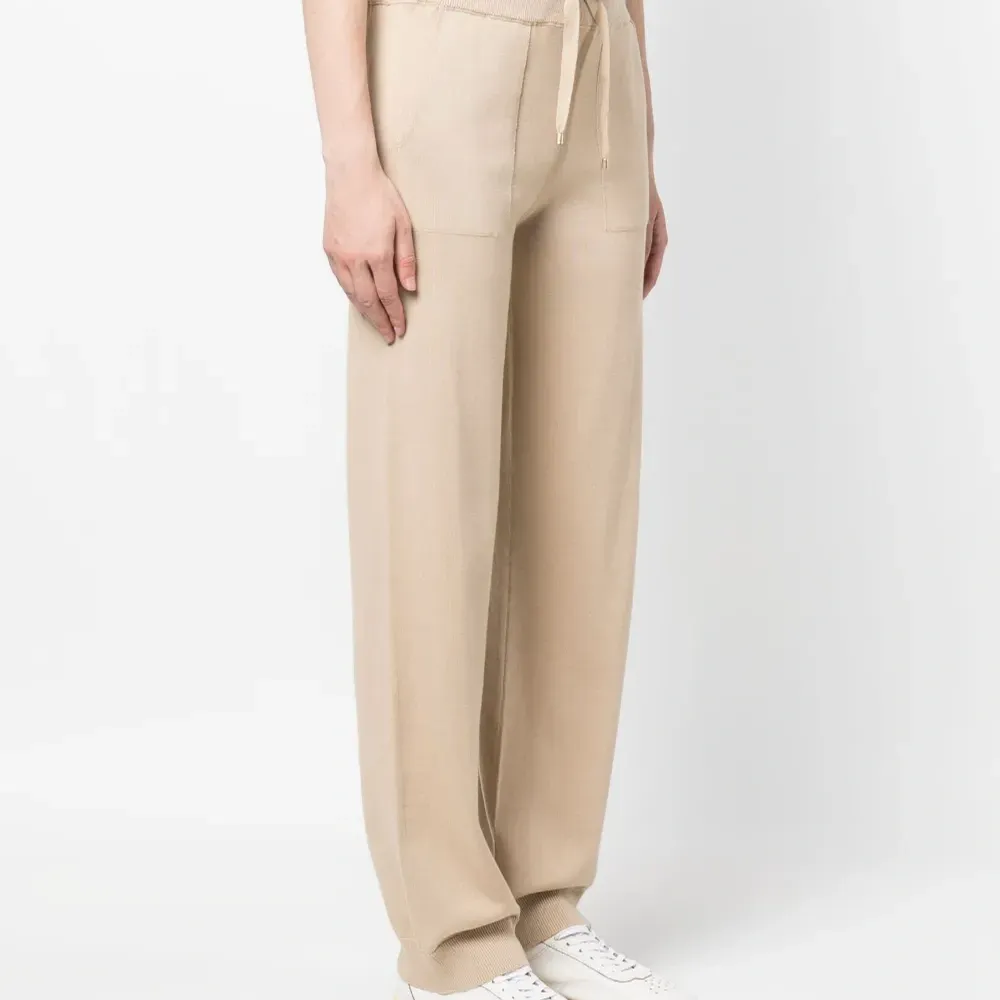 Брюки тонкой вязки с кулиской