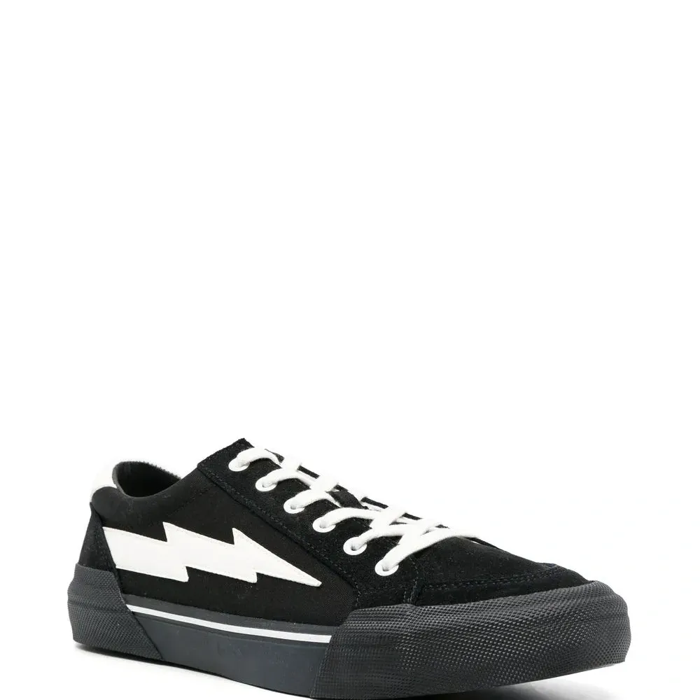 Кожаные кеды на шнуровке