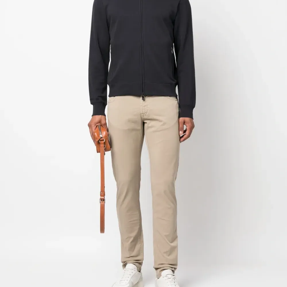 Брюки скинни с заниженной талией Брюки скинни с заниженной талией