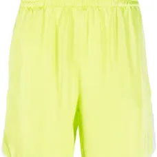 Спортивные шорты с контрастными вставками