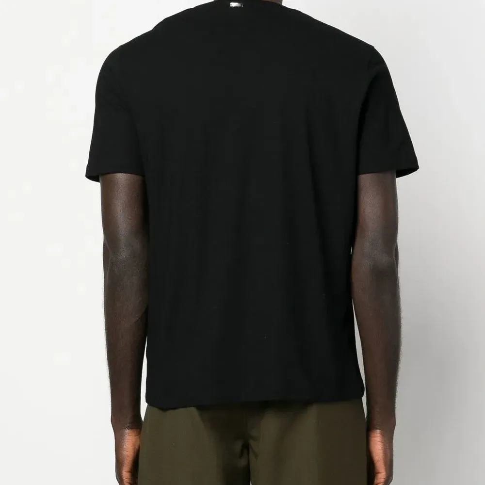 Футболка с логотипом