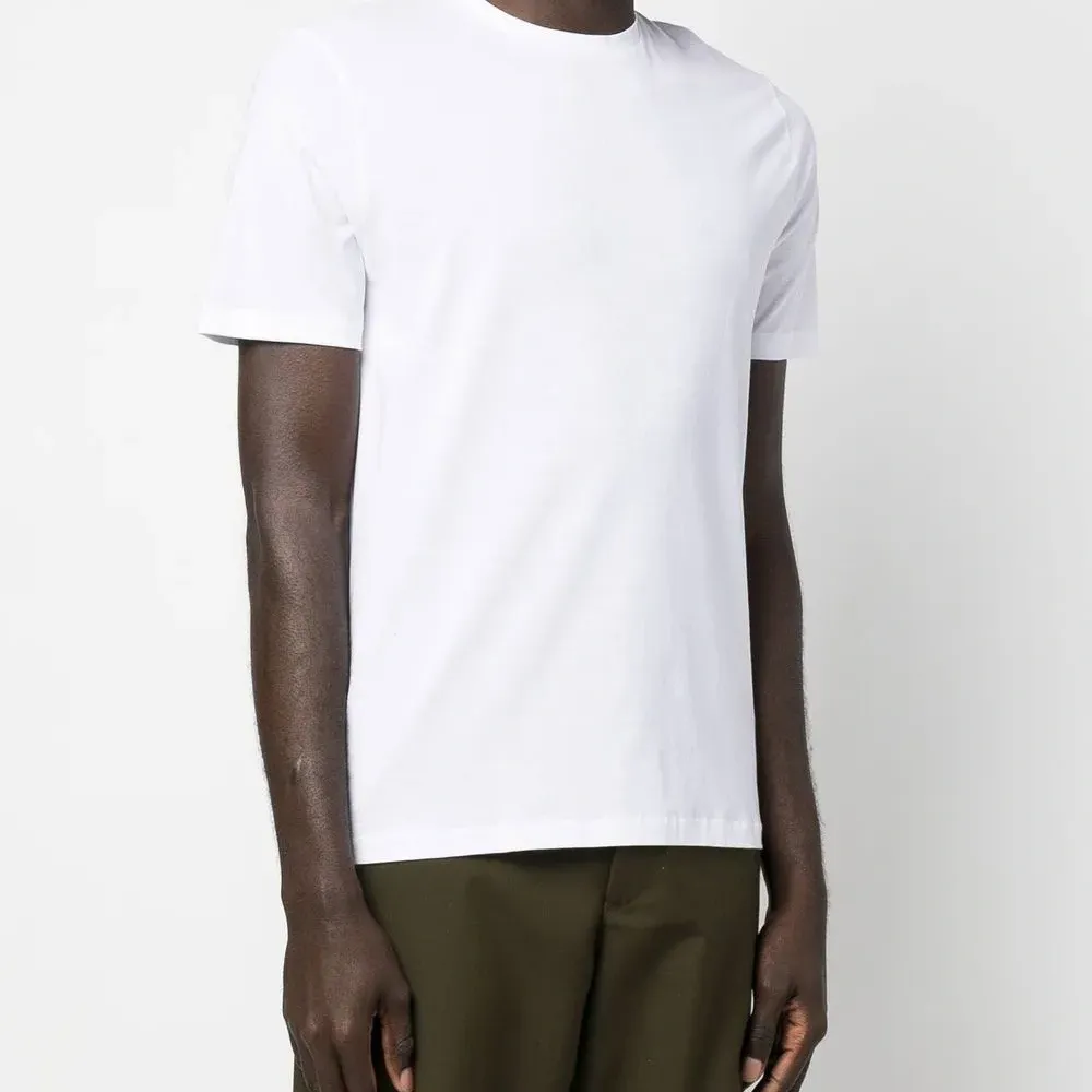 Футболка с логотипом