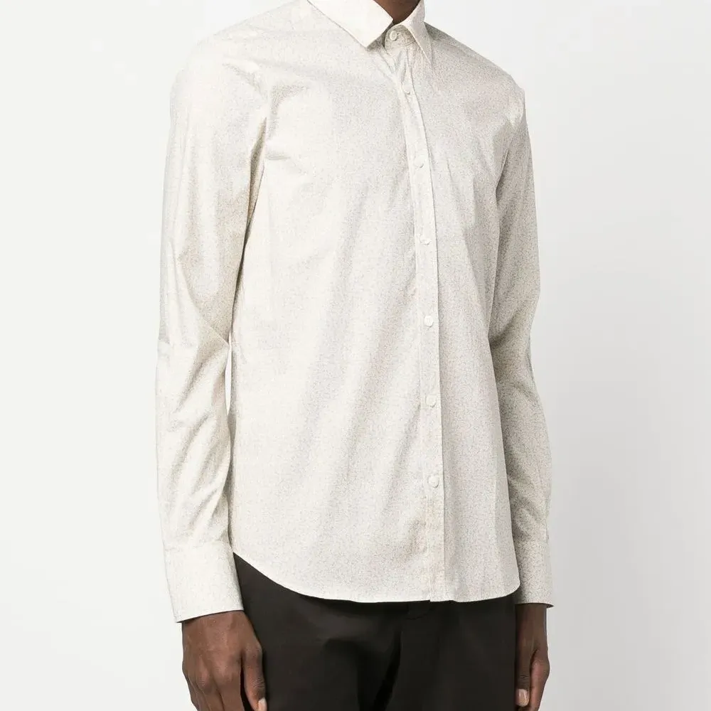 Однотонная рубашка на пуговицах