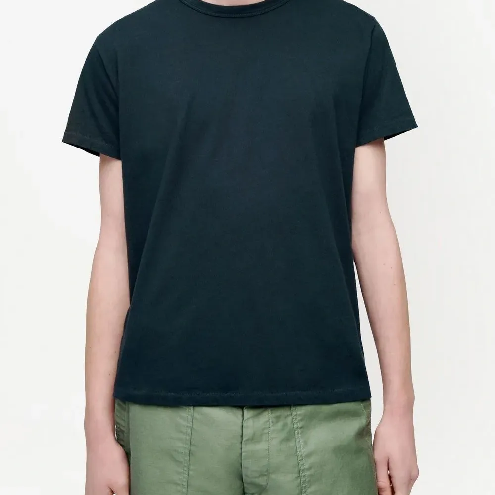 Футболка свободного кроя с круглым вырезом Футболка свободного кроя с круглым вырезом